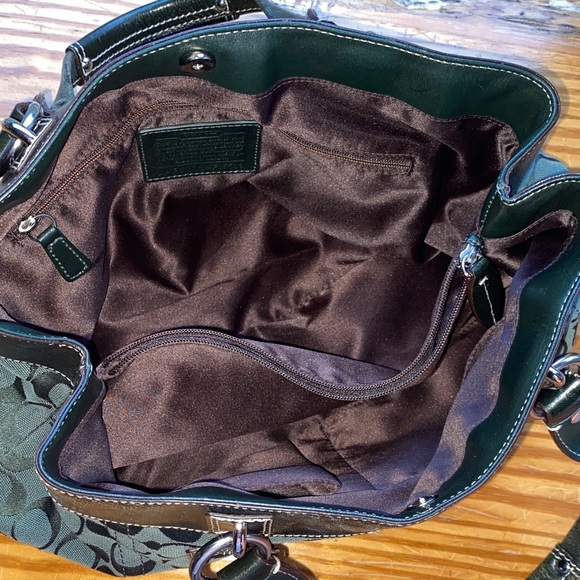 Coach Bag - Picture 3 of 4